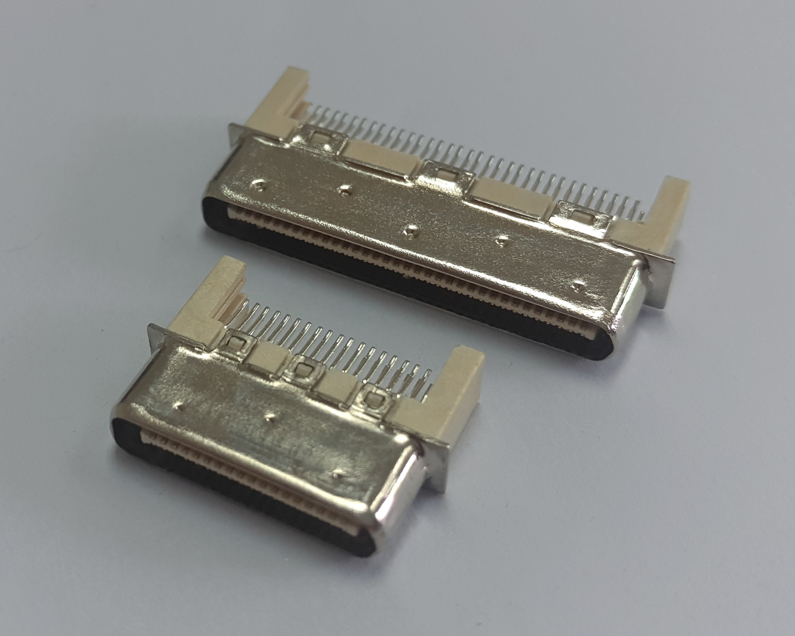 VPDPC  50PIN PLUG, EDGE MOUNTING