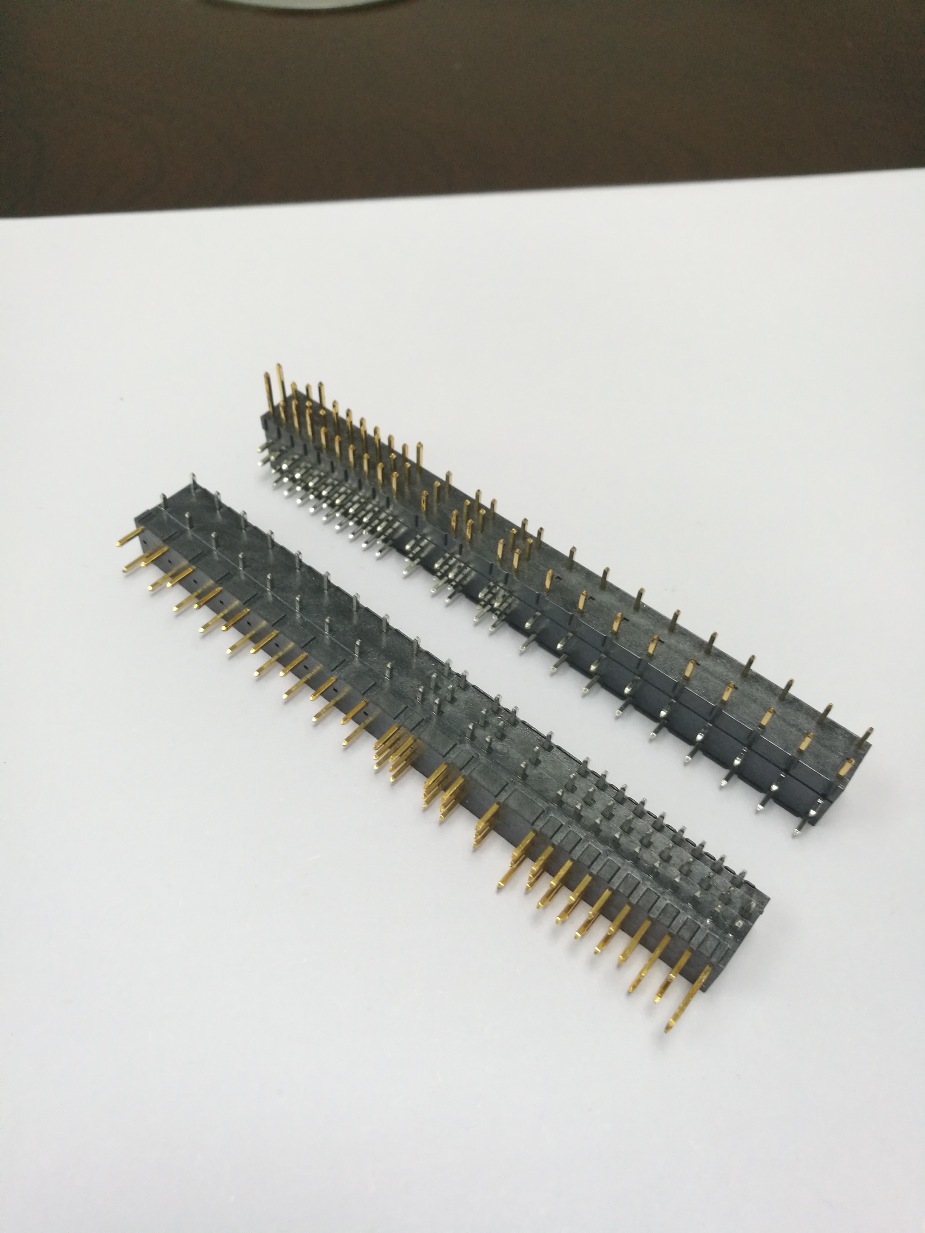 I/O CONNECTOR 三排180度DIP 62Pin 排母 Pitch=2.54mnm